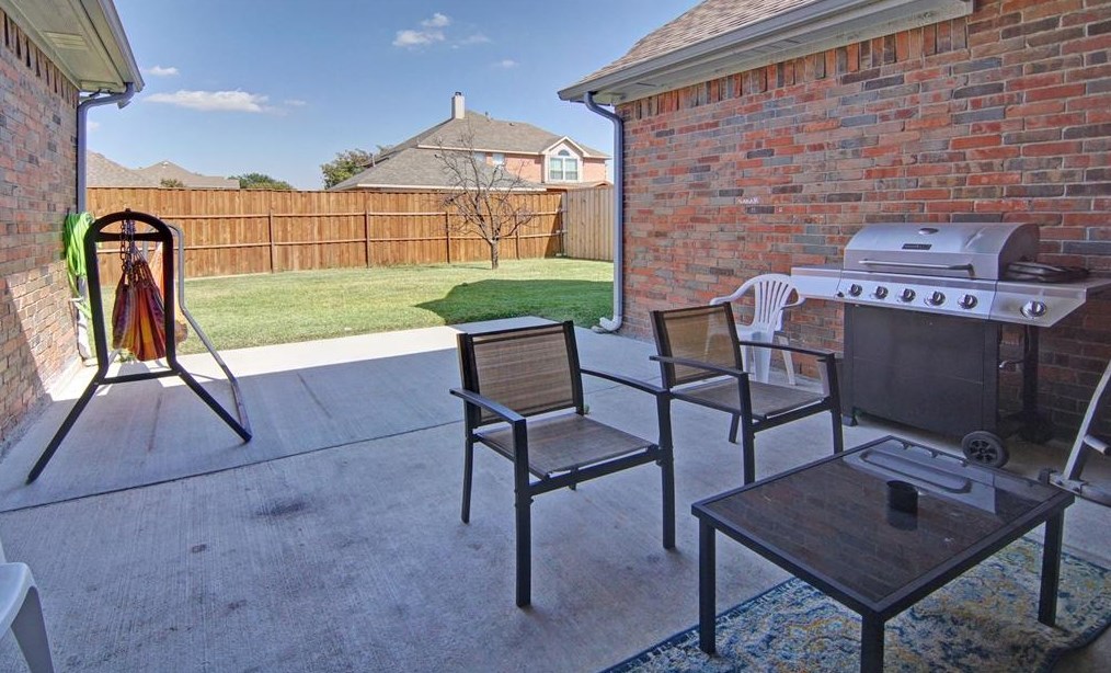 7306 Sand Pne Dr, Rowlett TX 75089-2764 exterior