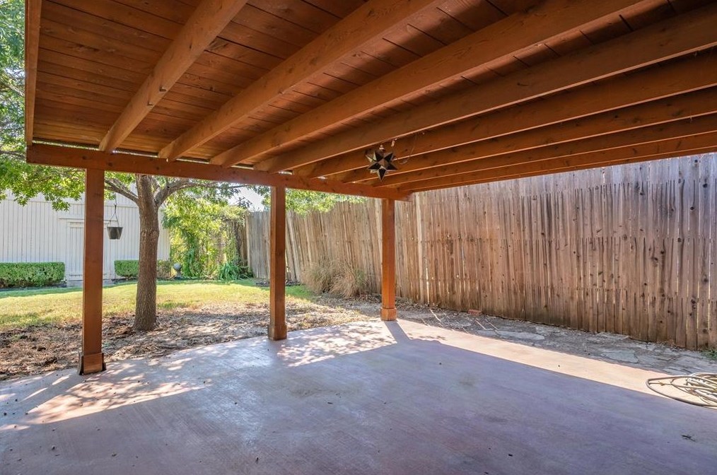 2016 Seminole Trl, Mesquite TX 75149-6695 exterior