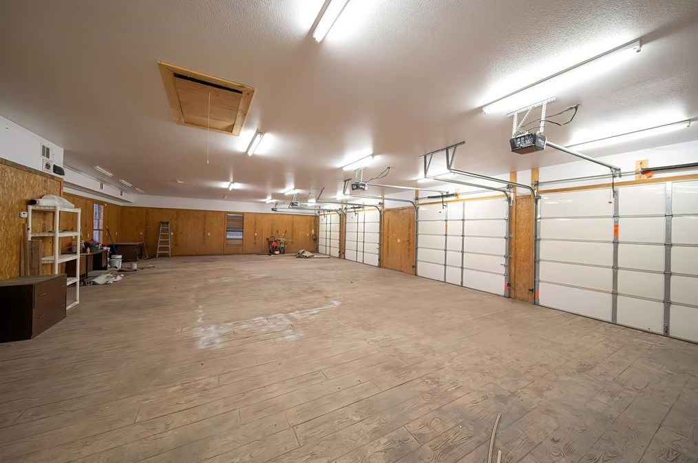 5555 State Highway 160, Whitewright TX 75491-4778 exterior