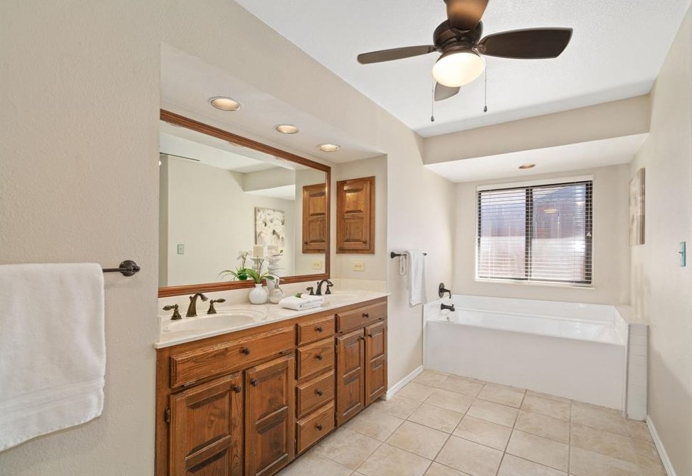 1235 Ter Dr, Mesquite TX exterior