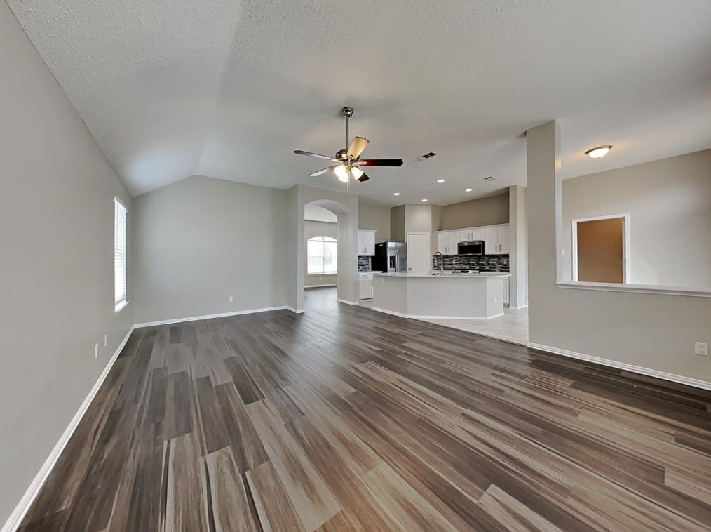 2101 Sterling Ln, Mesquite TX  75181-2939 exterior