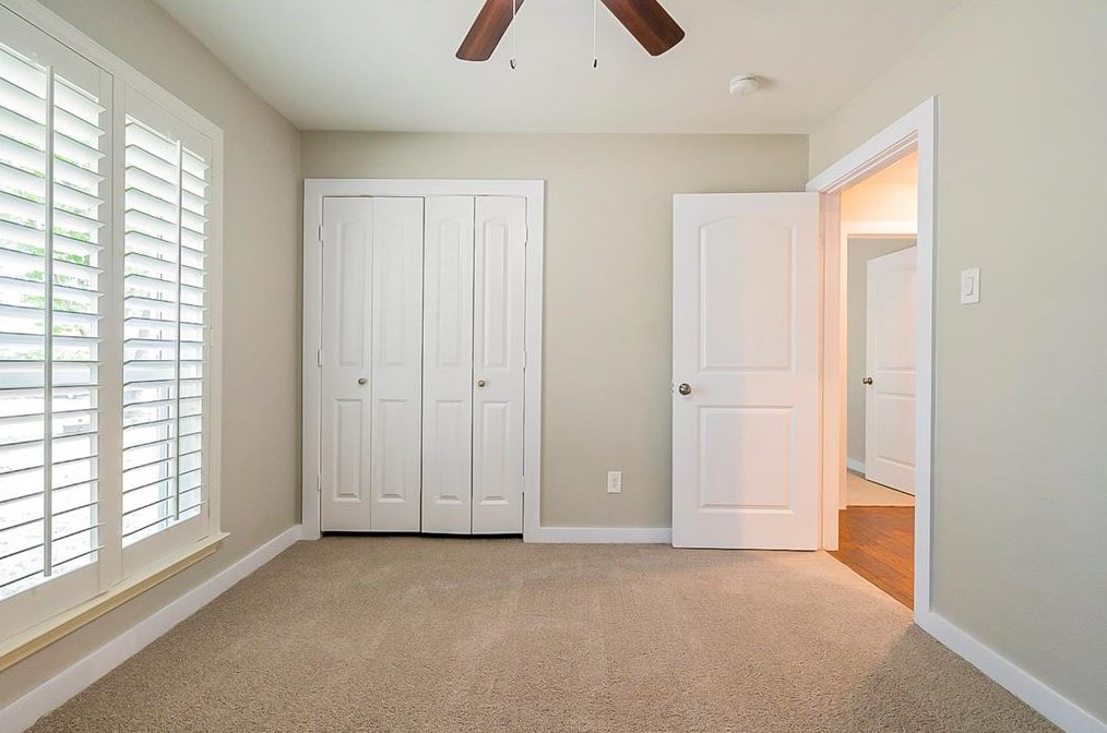 5005 Edgewater Dr, Rowlett TX 75088-4104 exterior