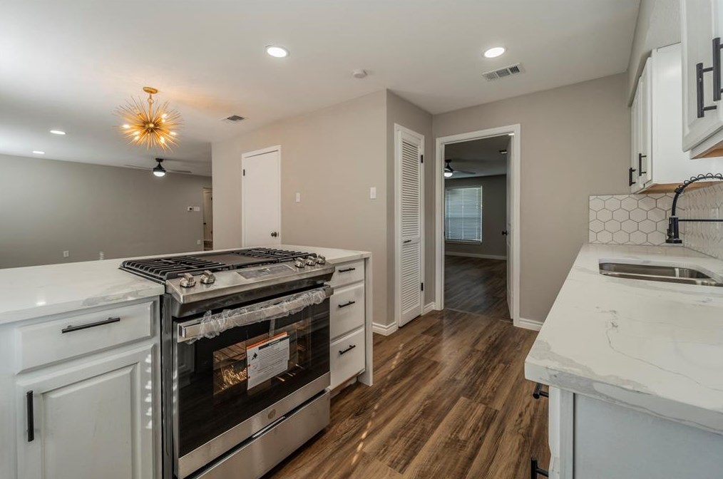 202 Mockingbird Trl, Mesquite TX 75149-2937 exterior