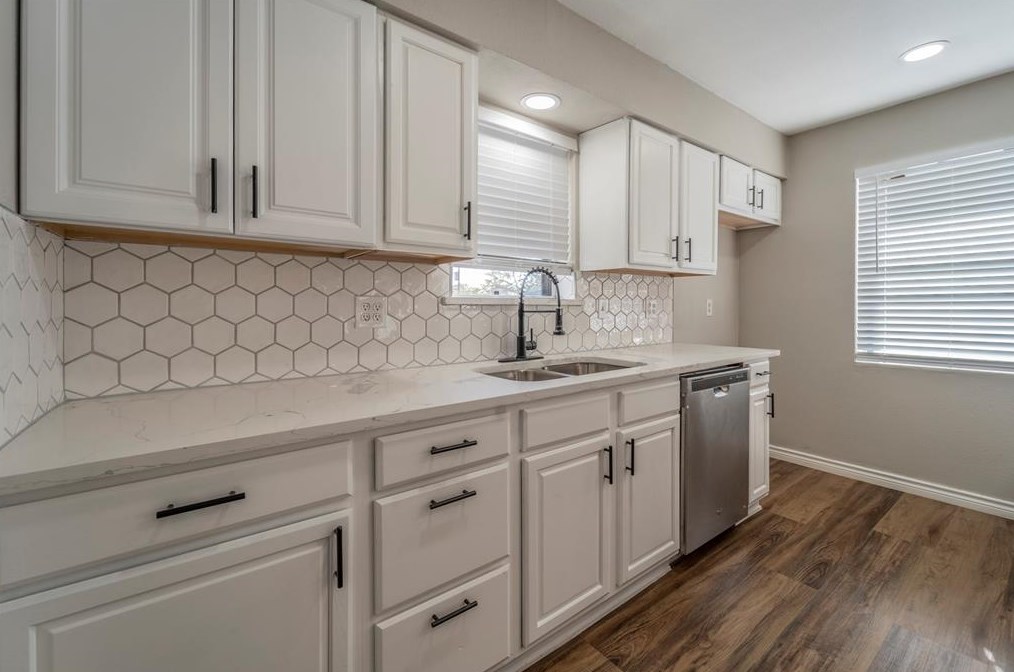 202 Mockingbird Trl, Mesquite TX 75149-2937 exterior