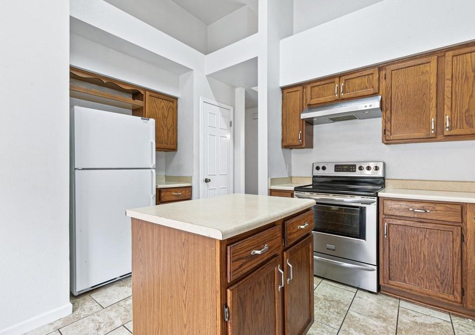 7613 Tulane Dr, Rowlett TX 75088-8526 exterior