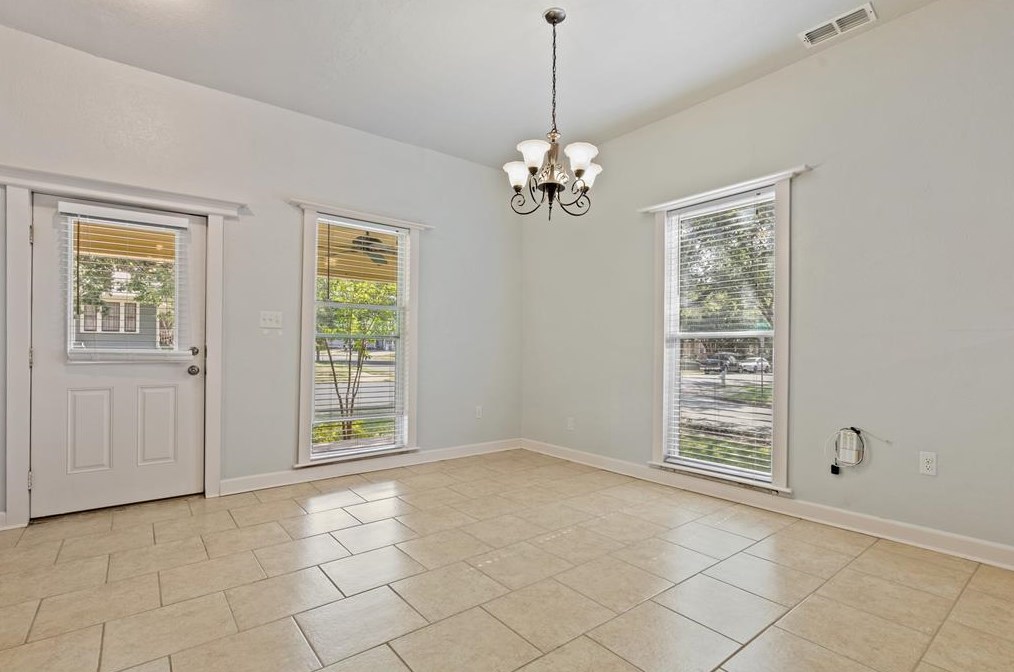 6001 Worth St, Dallas TX  75214-4458 exterior