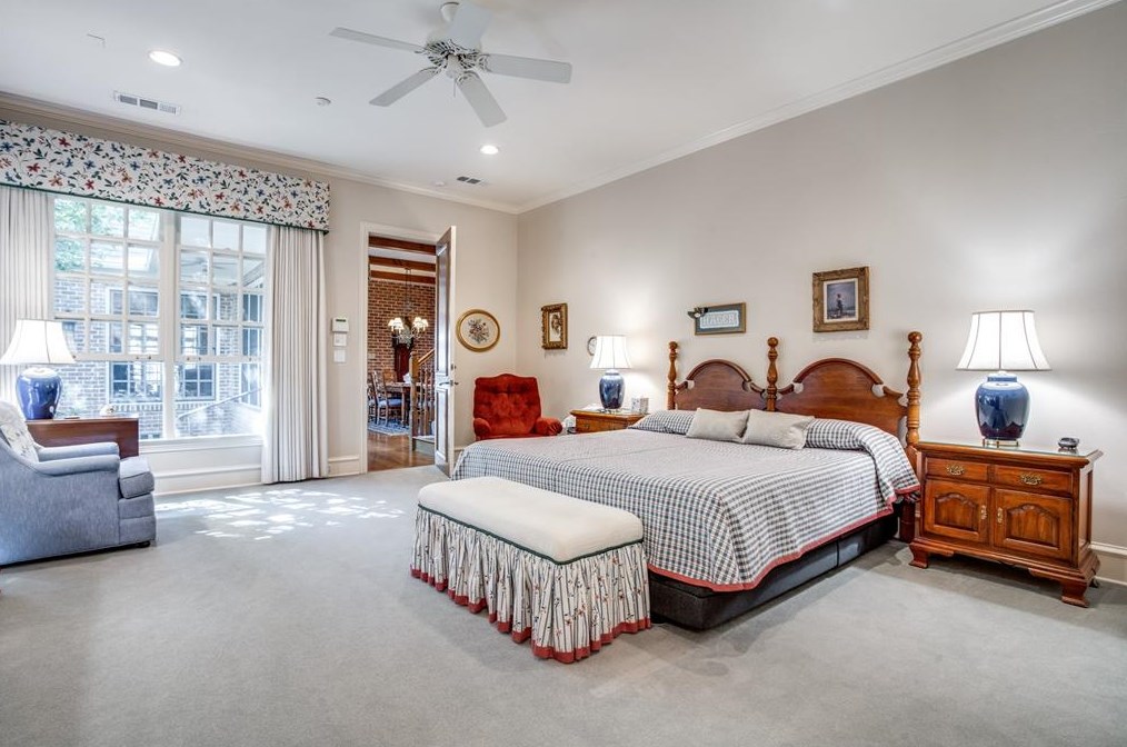 3236 Purdue Ave, Dallas TX 75225-7638 exterior