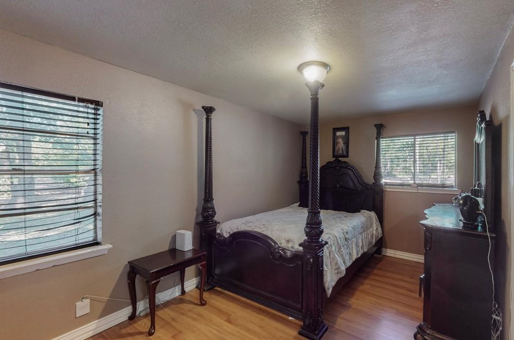 11513 Oak Tree Rd, Mesquite TX exterior