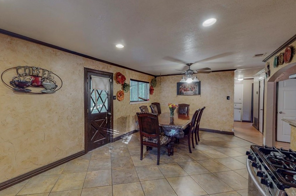 11513 Oak Tree Rd, Mesquite TX exterior