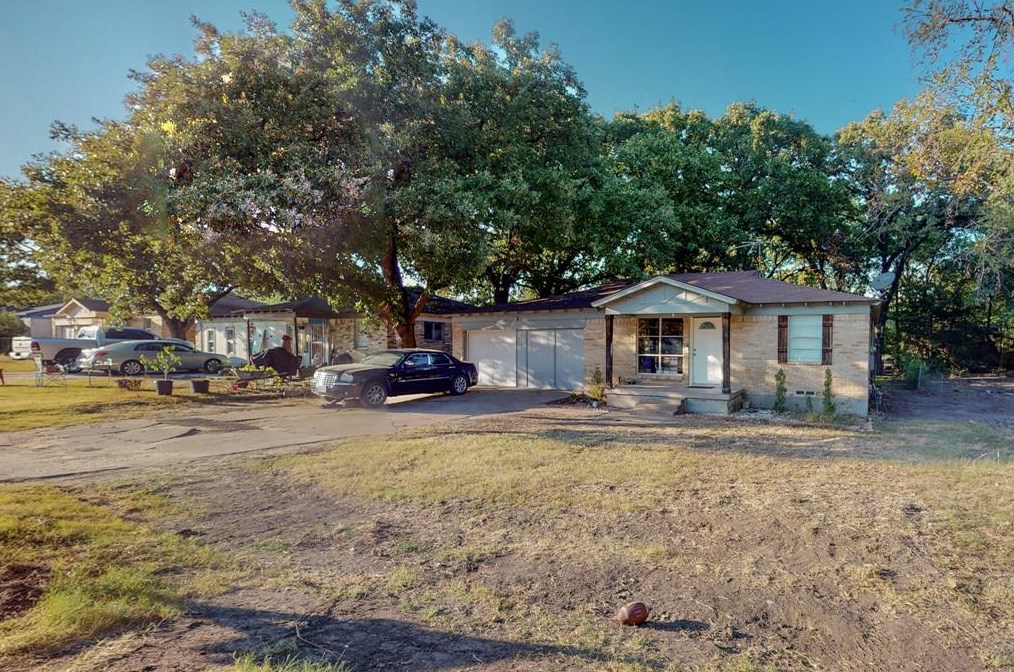 11513 Oak Tree Rd, Mesquite TX exterior