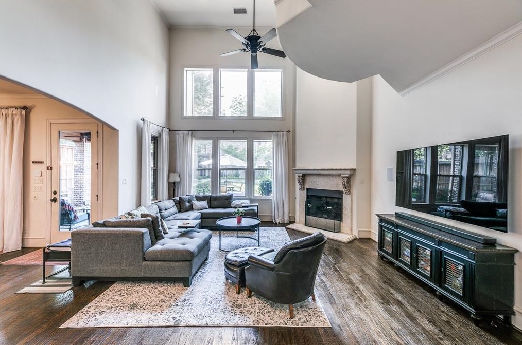 6363 Vanderbilt Ave, Dallas TX  75214-3337 exterior