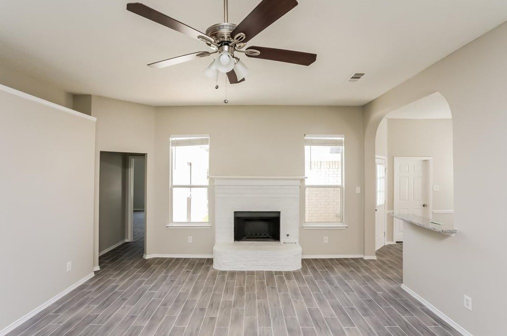 2105 Crawford Dr, Mesquite TX  75149-7629 exterior