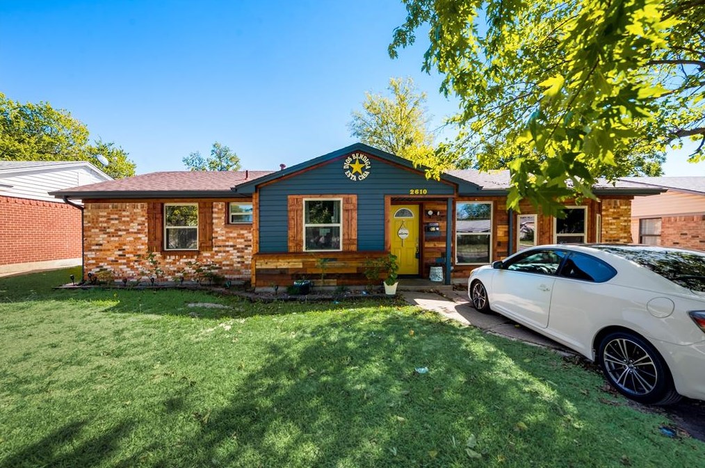 2610 Greenhill Dr, Mesquite TX 75150-5223 exterior