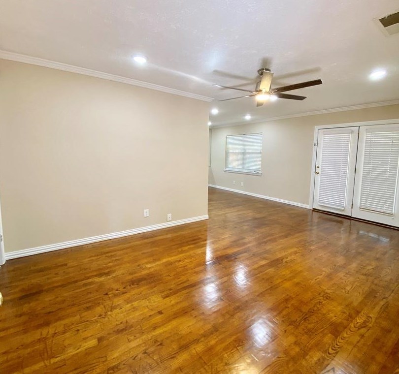 6223 Menger Ave, Dallas TX  75227-6231 exterior