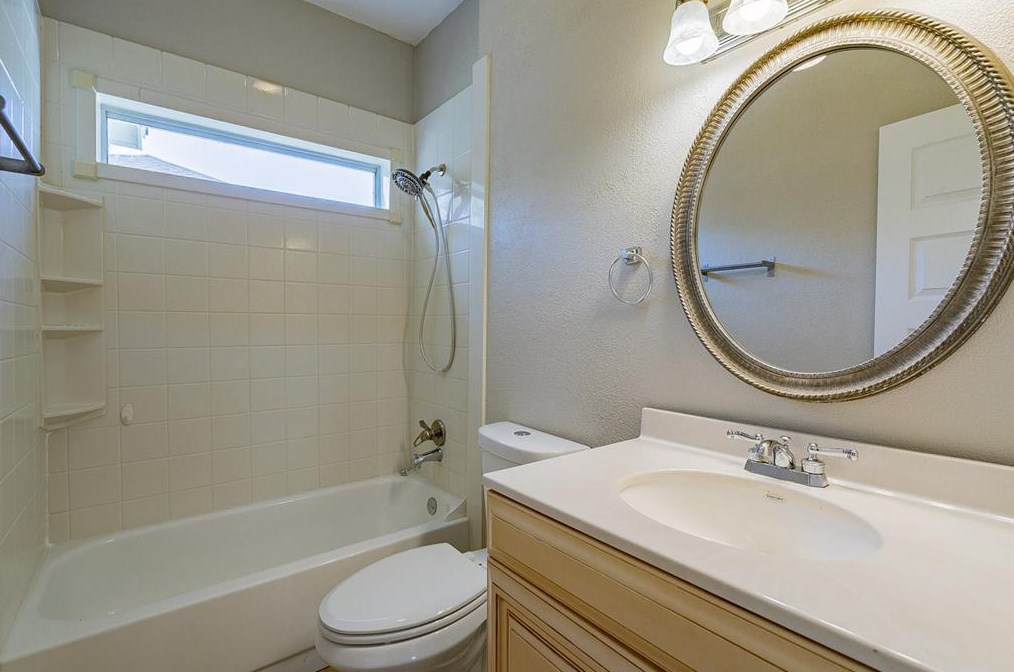 7214 Alissa Dr, Rowlett TX 75089-3788 exterior