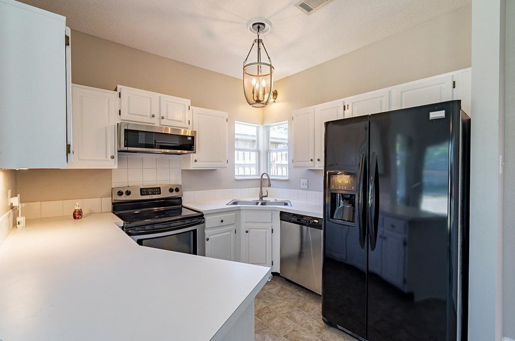 7214 Alissa Dr, Rowlett TX 75089-3788 exterior