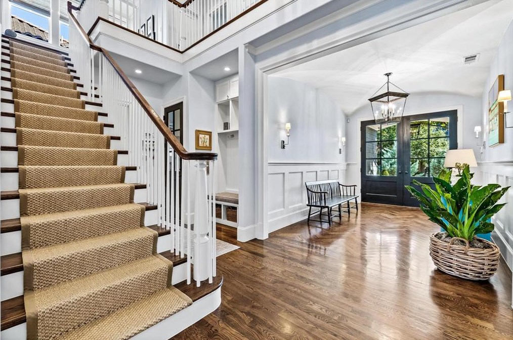 6713 Vanderbilt Ave, Dallas TX  75206-6136 exterior