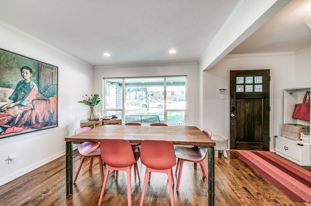 9619 Mossridge Dr, Dallas TX  75238-2538 exterior