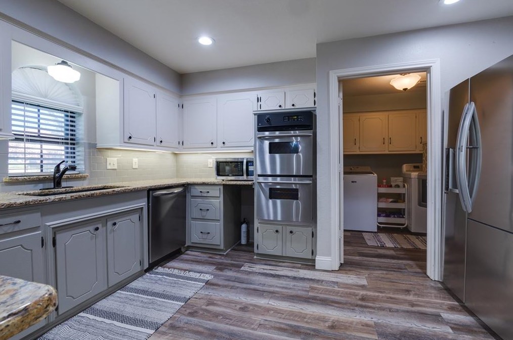 114 Sunview, Mesquite TX 75182-9406 exterior