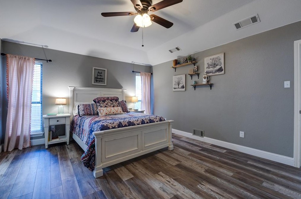 114 Sunview, Mesquite TX 75182-9406 exterior