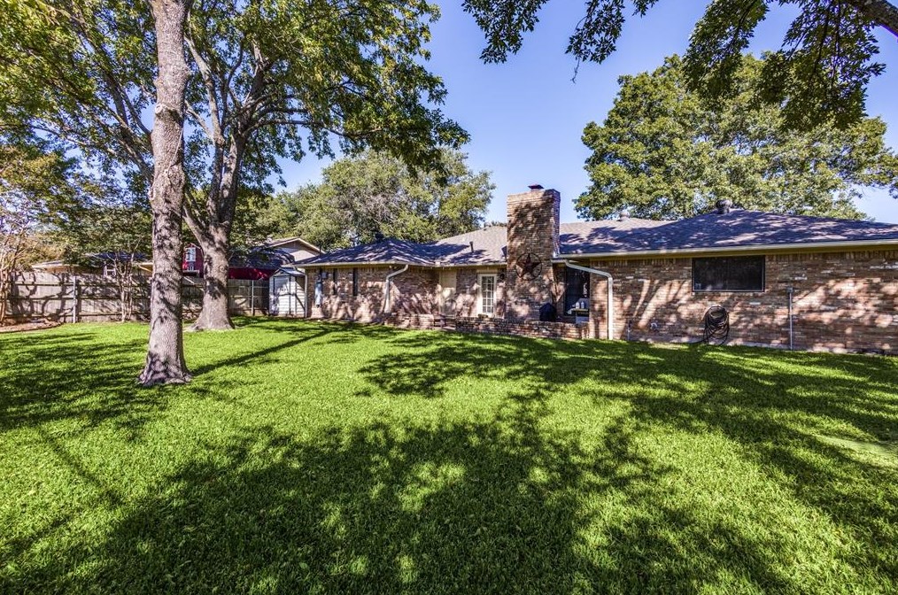 114 Sunview, Mesquite TX 75182-9406 exterior