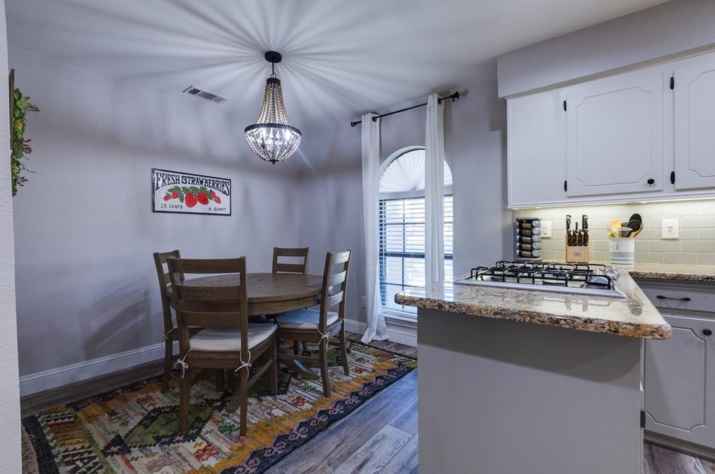 114 Sunview, Mesquite TX 75182-9406 exterior