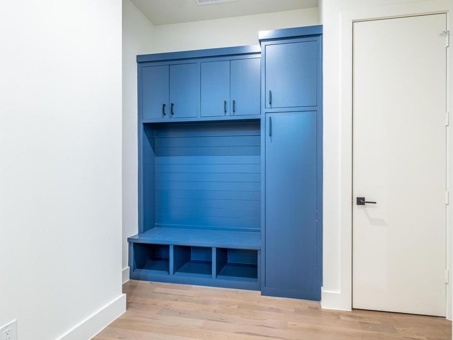 6230 Kenwood Ave, Dallas TX 75206-5515 exterior