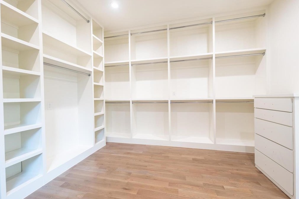 6230 Kenwood Ave, Dallas TX 75206-5515 exterior