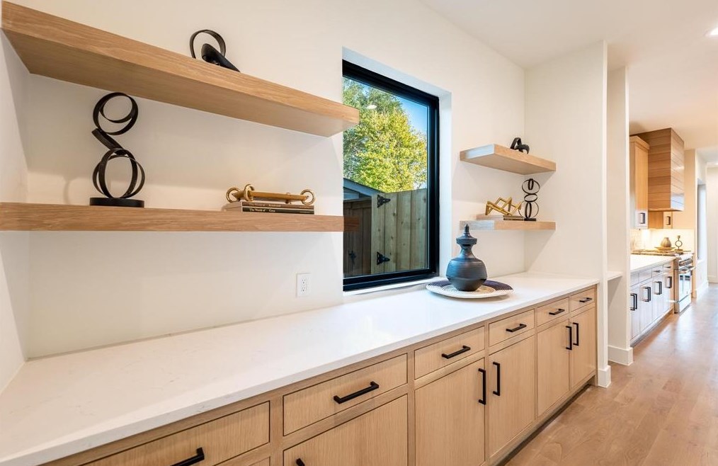 6230 Kenwood Ave, Dallas TX 75206-5515 exterior