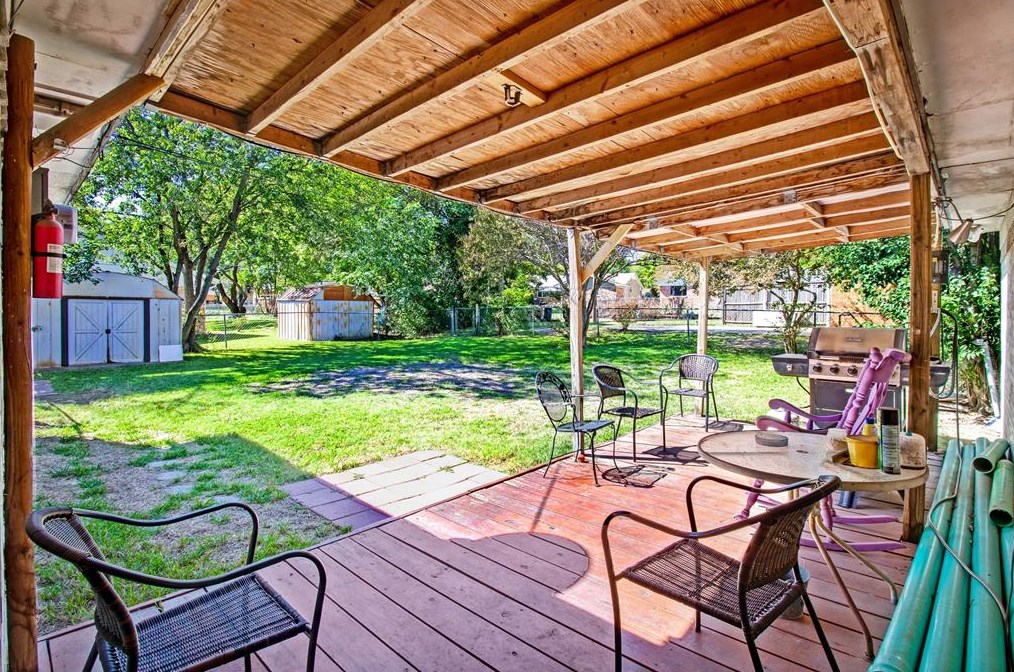 1016 Birchwood Dr, Mesquite TX 75149-4763 exterior