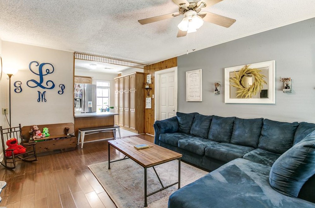 828 Bullock St, Coppell TX 75019-4530 exterior