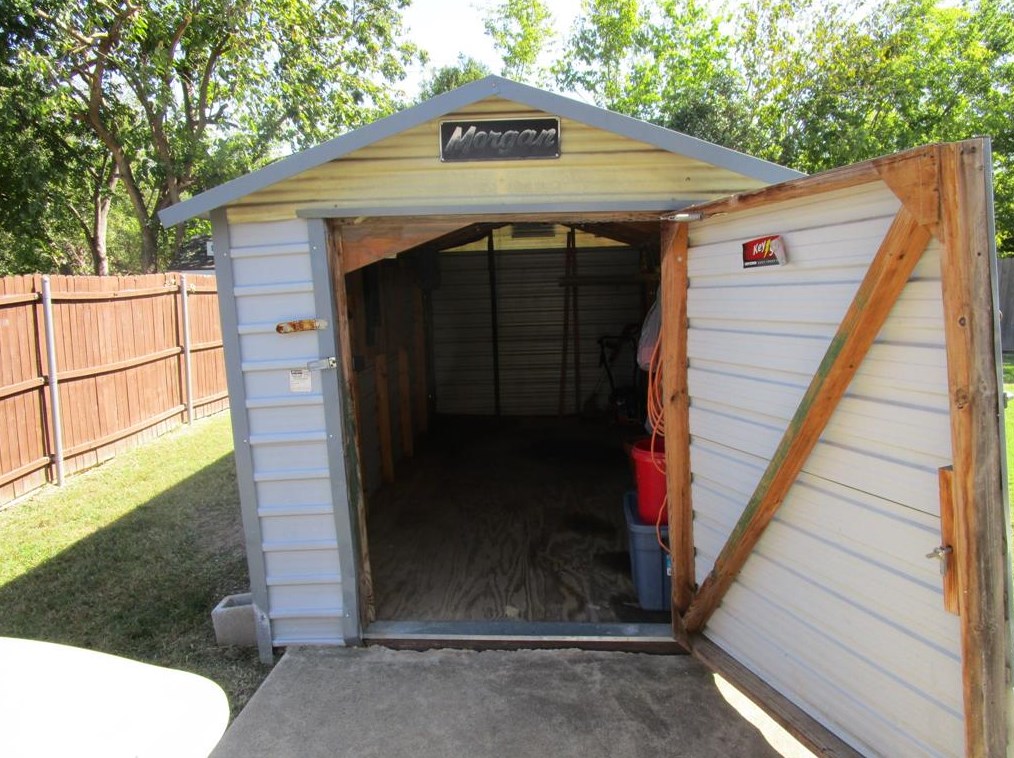 1232 Parkwood Trl, Mesquite TX 75149-8402 exterior