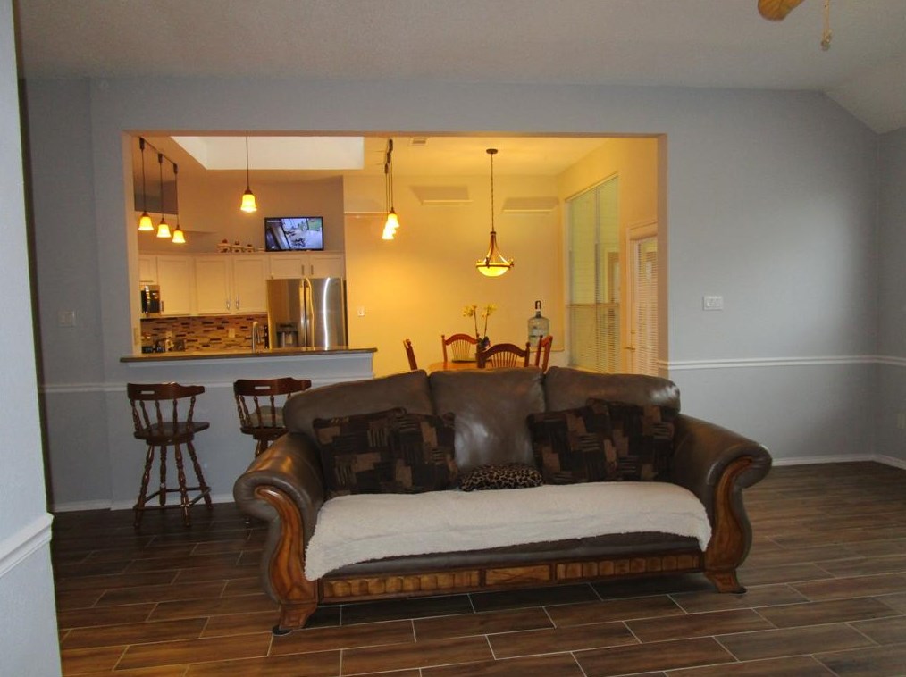 1232 Parkwood Trl, Mesquite TX 75149-8402 exterior