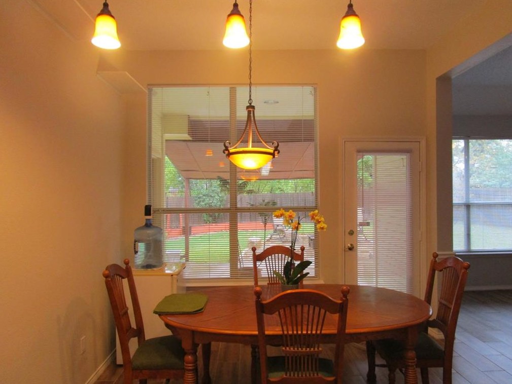 1232 Parkwood Trl, Mesquite TX 75149-8402 exterior