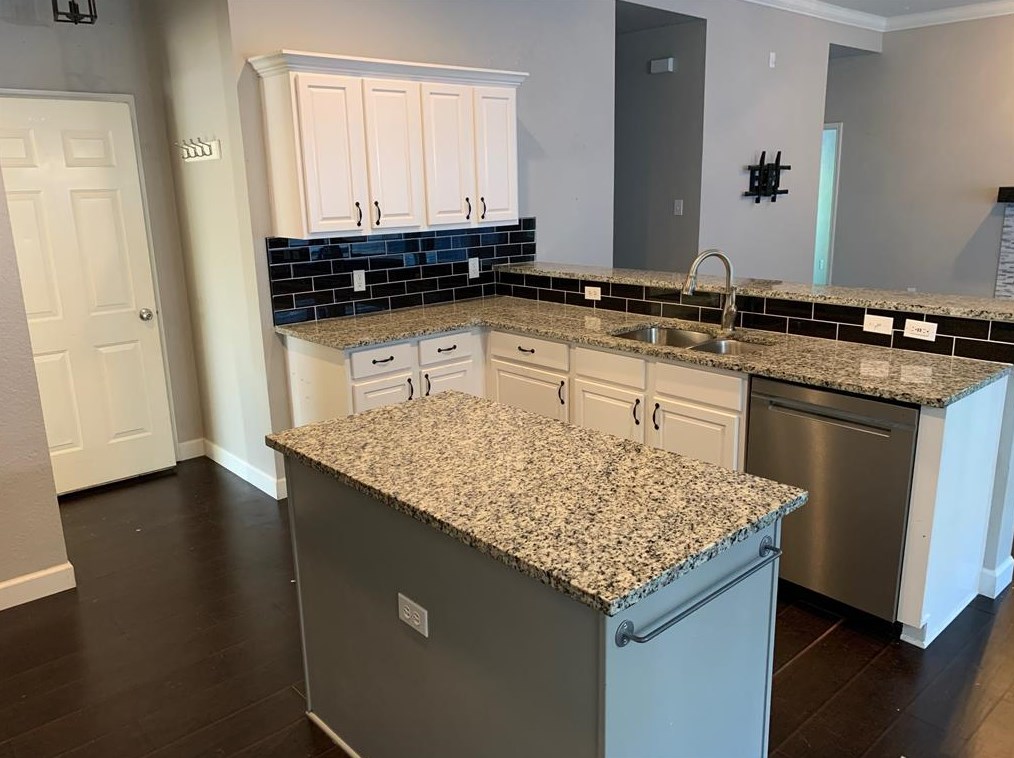 9712 Old Field Dr, Mckinney TX  75070-2818 exterior