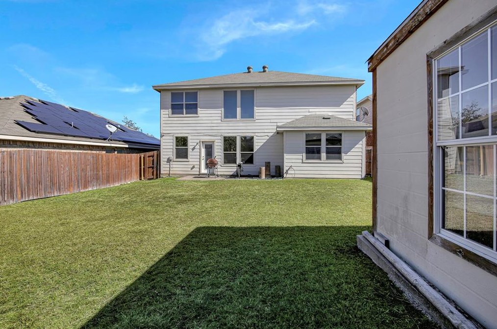 2545 Pioneer Blf Rd, Mesquite TX 75181-2170 exterior