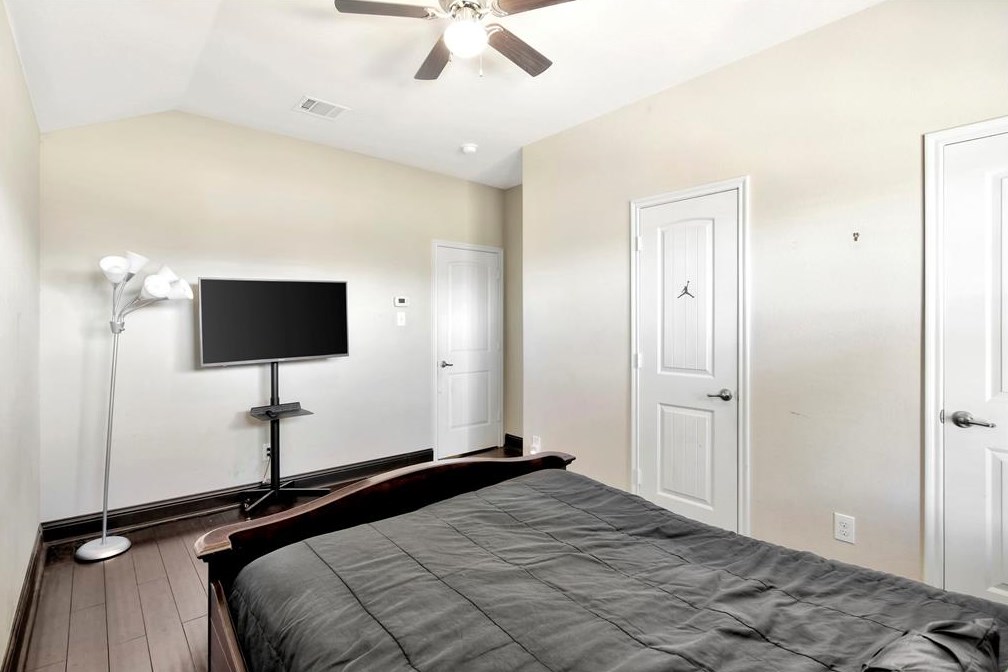 2545 Pioneer Blf Rd, Mesquite TX 75181-2170 exterior