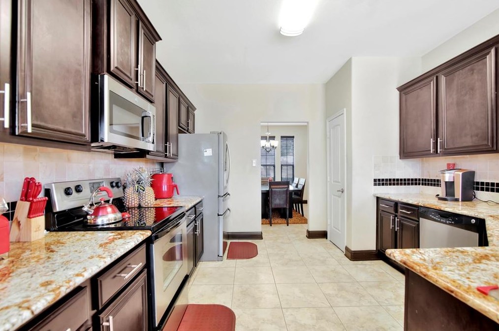 2545 Pioneer Blf Rd, Mesquite TX 75181-2170 exterior