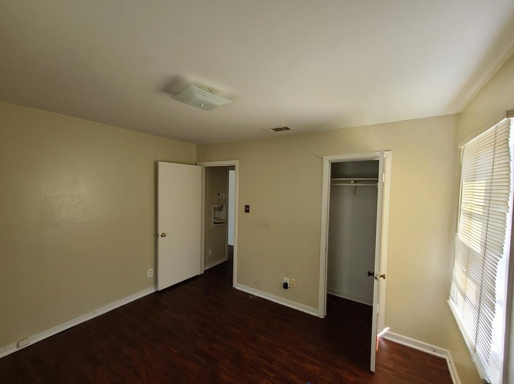 218 Walker St, Mesquite TX 75149-4941 exterior