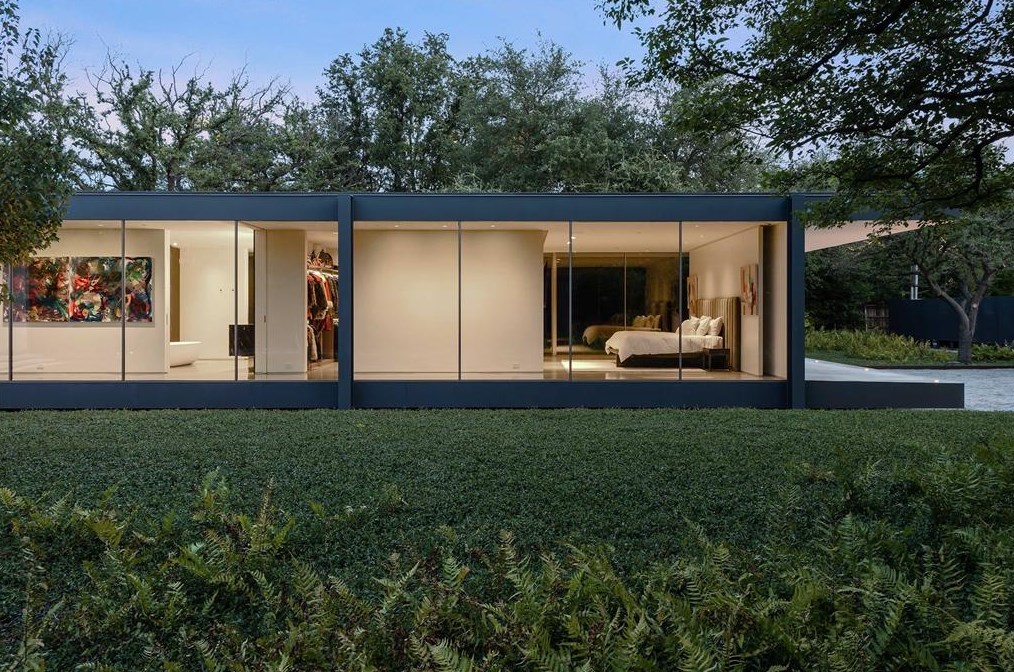 11345 Ricks Cir, Dallas TX  75230-3029 exterior