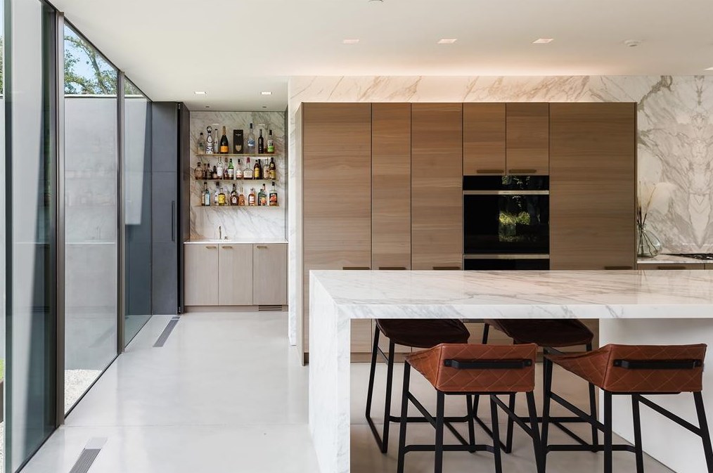 11345 Ricks Cir, Dallas TX  75230-3029 exterior