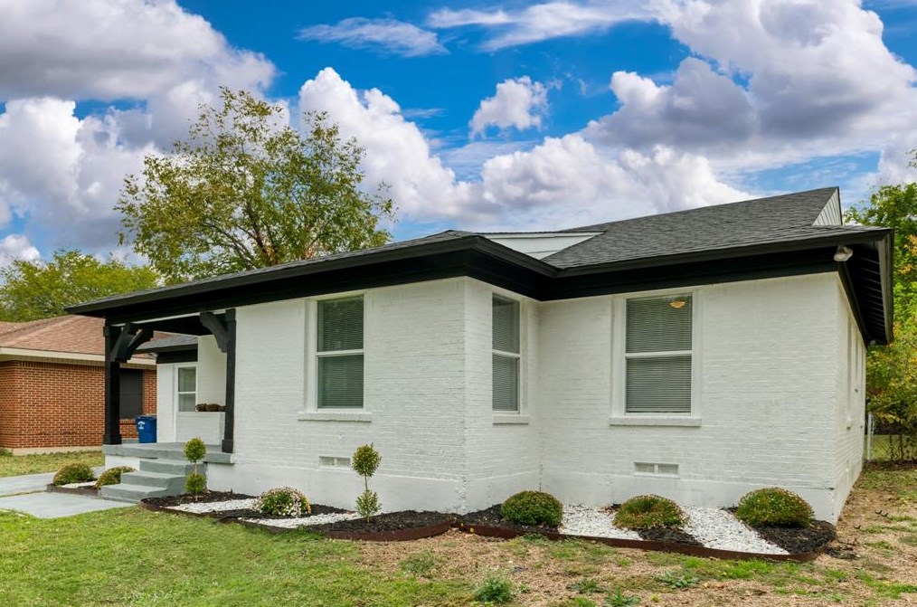 1237 Pentagon Pkwy, Dallas TX  75216-6989 exterior