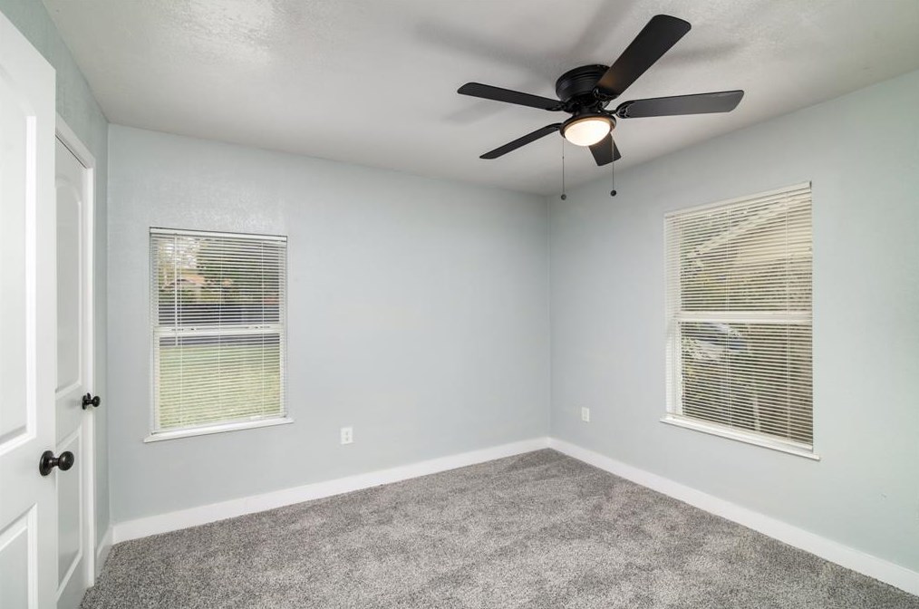 1237 Pentagon Pkwy, Dallas TX  75216-6992 exterior