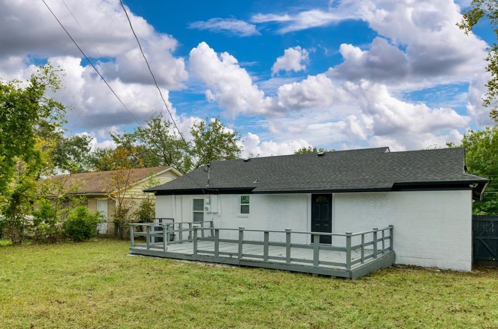 1237 Pentagon Pkwy, Dallas TX  75216-6992 exterior