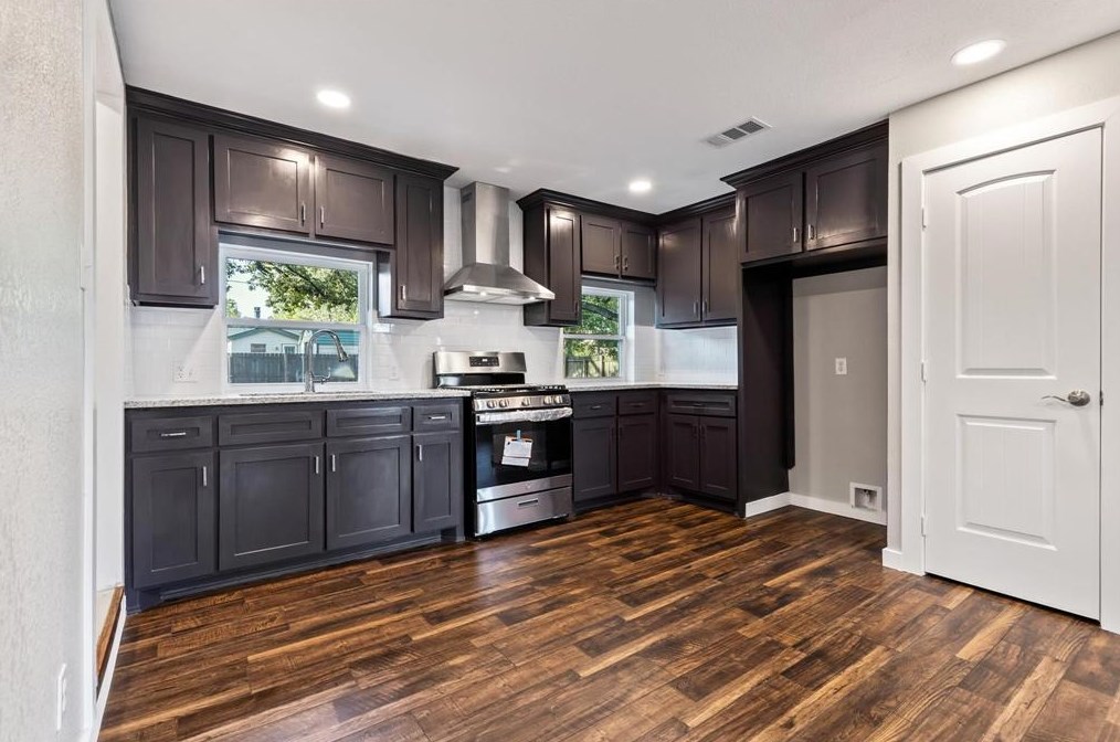 14313 Briarcrest Dr, Mesquite TX  75180-3503 exterior