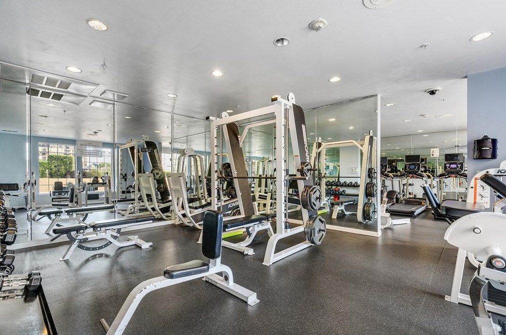 3225 Turtle Creek Blvd, Dallas TX  75219-5407 exterior