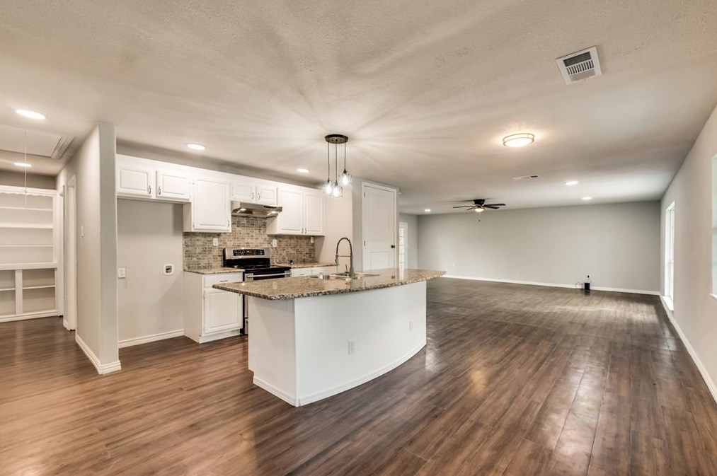 6622 Oleta Dr, Dallas TX  75217-5669 exterior