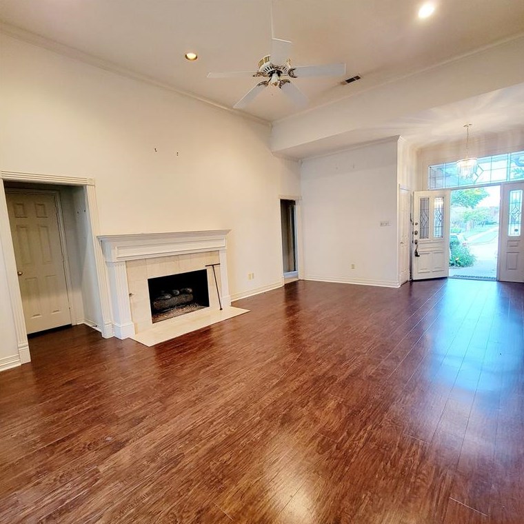 1017 Mccoy Dr, Irving, TX 75062