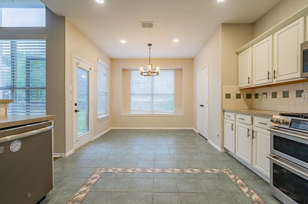 4619 Julian Dr, Mesquite TX 75150-8211 exterior