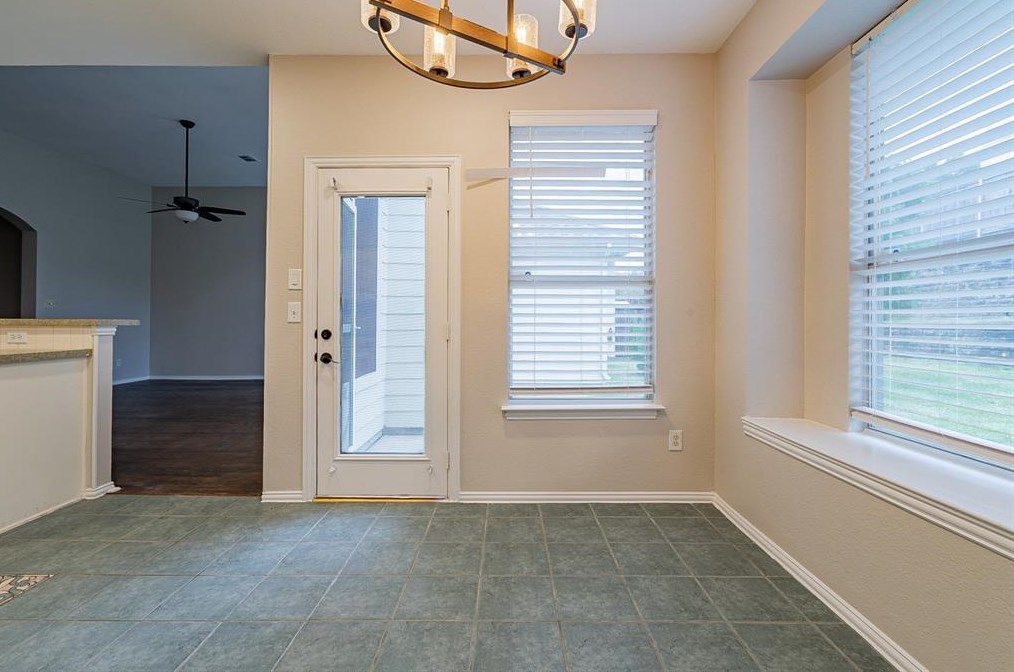 4619 Julian Dr, Mesquite TX 75150-8211 exterior